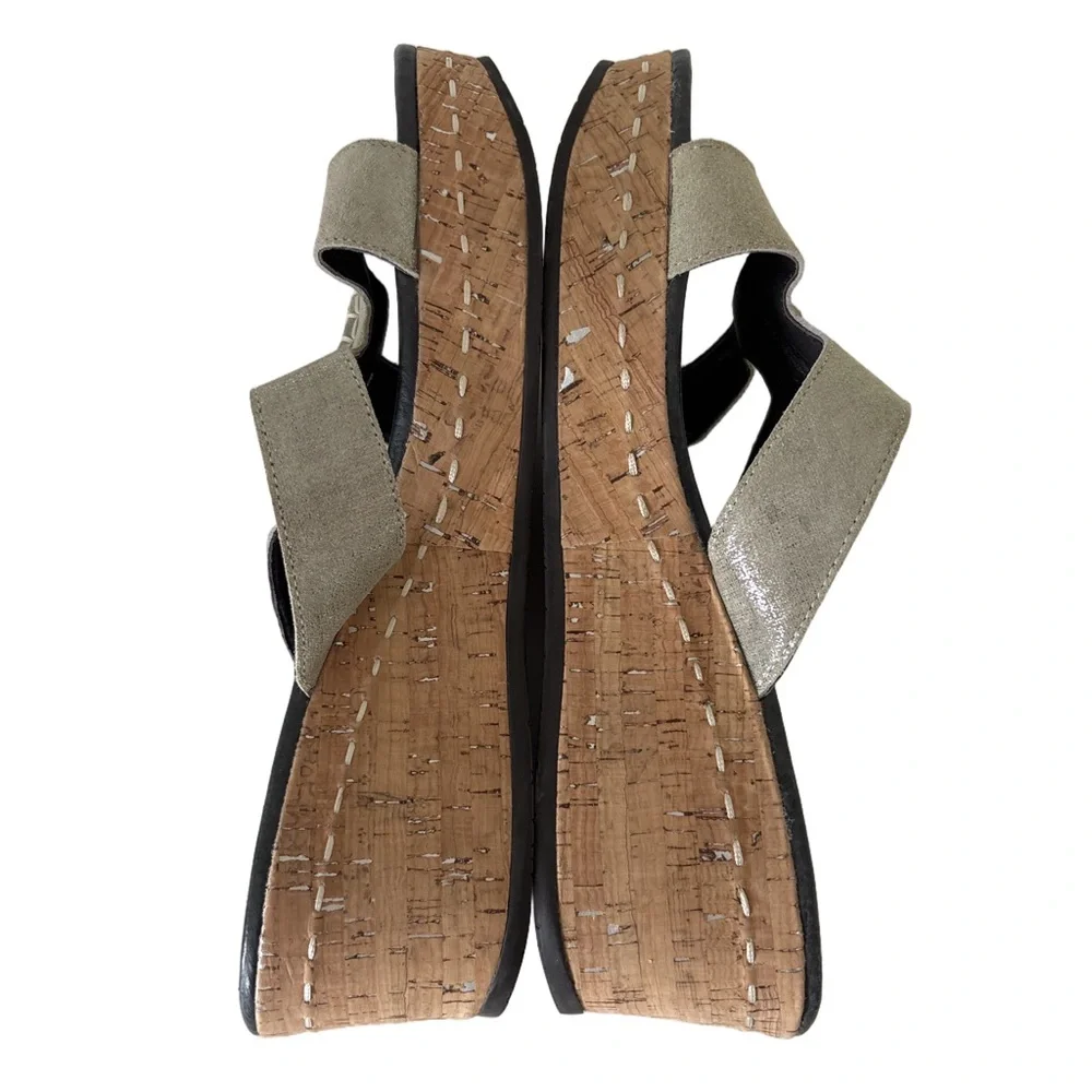 Donald Pliner Shelee2 Metallic Silver Cork Wedge Sandals Size 10 Leather Suede